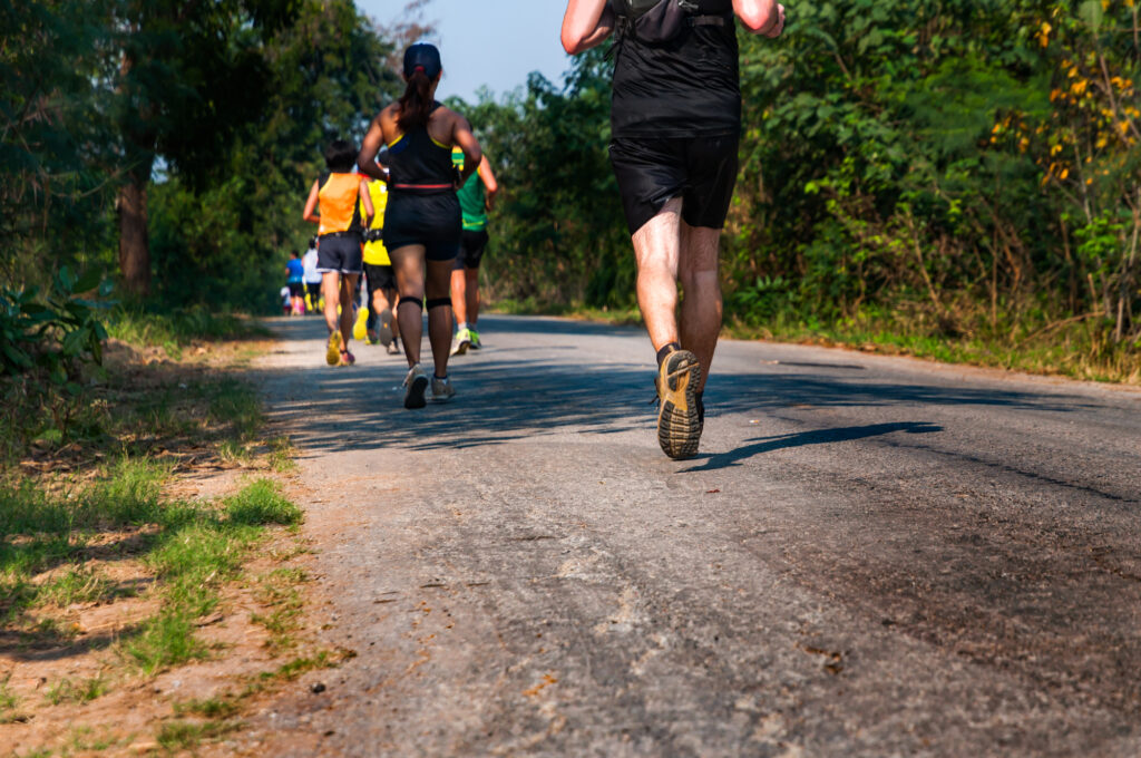 Die besten Lauf-Apps speziell für Lauftreffs