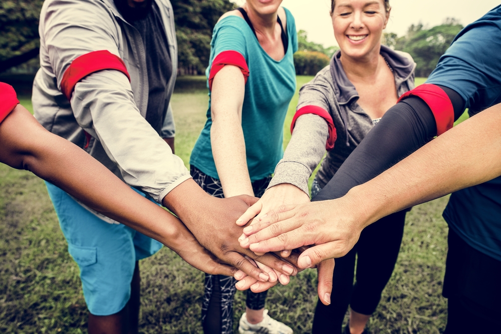 Teambuilding für Sportmannschaften: Bedeutung, Umsetzung, Ideen, Tipps & mehr